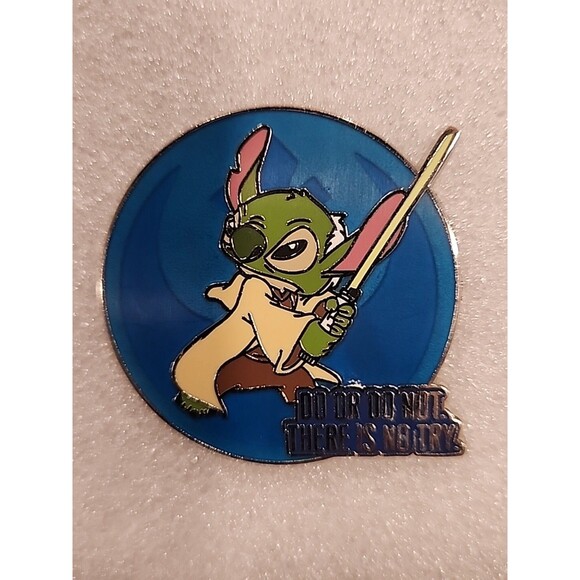 Disney Pin Star Wars Yoda Stitch‎ Do or Do Not Try Quote AP Artist Proof 00000